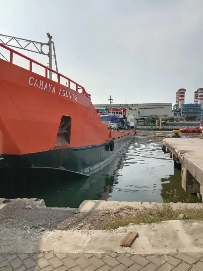 Ọkọ omi Landing, Tank fún tà