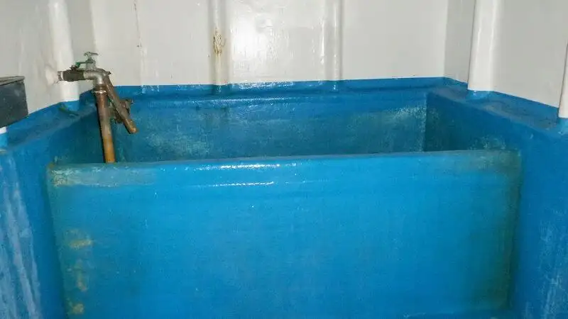 Ọkọ̀ tí ó mú ẹja pọ̀ fún tà