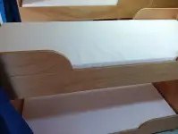 Ọkọ̀ ojú omi tí ó mú àwọn ìkọ́kọ̀ fún tà