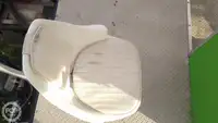 Ọkọ̀ ojú omi tí ó mú àwọn ìkọ́kọ̀ fún tà