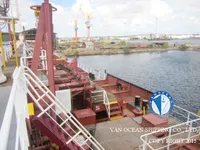 Ọkọ̀ tí ó mú epo / kemikali fún tà