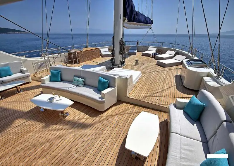 Yacht fún tà