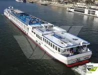 Ọkọ̀ ojú omi ìrìn-àjò fún tà