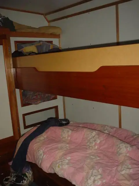 Ọkọ̀ tí ó mú ẹja pọ̀ fún tà