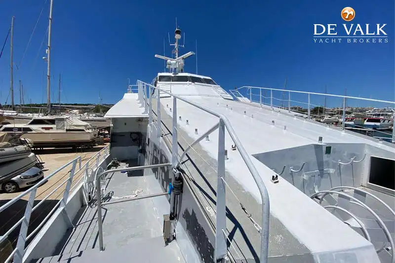 Catamaran fún tà