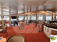 Ọkọ̀ ojú omi ìrìn-àjò fún tà