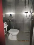 Ọkọ̀ tí wọn fi maa ń gbé ohun èlò tí ó ní ìdáná fún tà