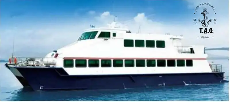 Catamaran fún tà