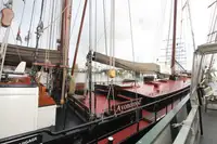 Yacht fún tà