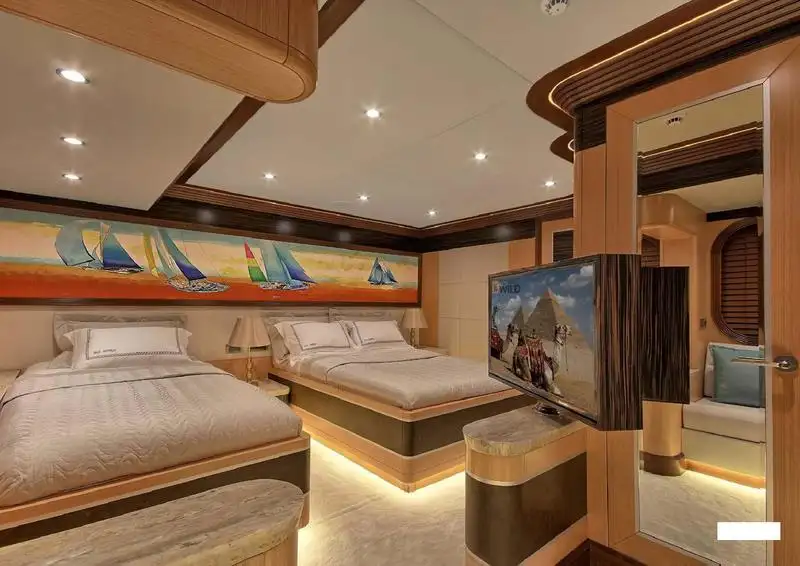 Yacht fún tà