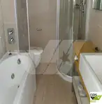 Ọkọ̀ ojú omi ìrìn-àjò fún tà