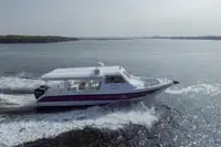 Ọkọ̀ ojú omi ìrìn-àjò fún tà