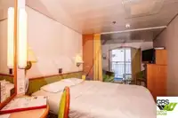 Ọkọ̀ ojú omi ìrìn-àjò fún tà