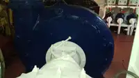 Ọkọ̀ ojú omi tí ó mú ìdọ̀tí fún tà