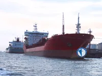 Ọkọ̀ tí ó mú epo / kemikali fún tà
