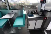 Ọkọ̀ ọpọlọpọ̀ ènìyàn fún tà