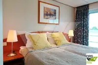 Ọkọ̀ ojú omi ìrìn-àjò fún tà