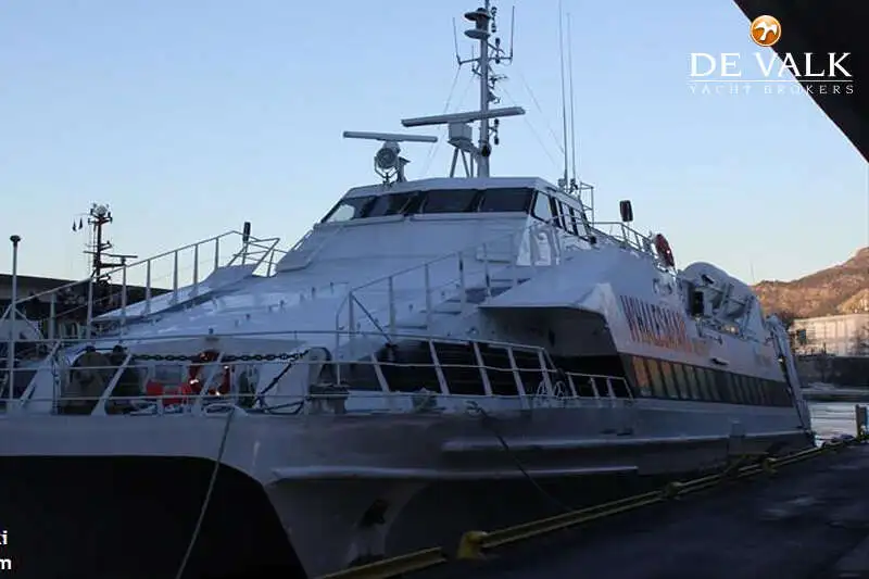 Catamaran fún tà