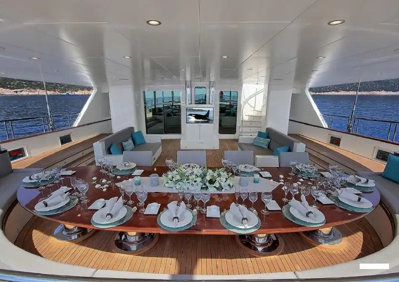 Yacht fún tà