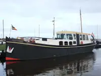 Barge fun tita