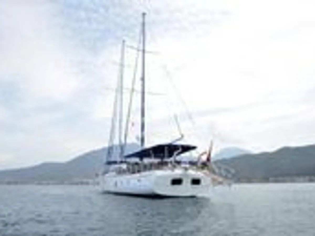 Yacht fún tà
