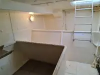 Ọkọ̀ tí ó mú ẹja pọ̀ fún tà