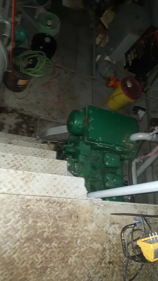 Ọkọ̀ tí ó mú ẹja fún tà