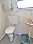 Ọkọ̀ ojú omi ìrìn-àjò fún tà