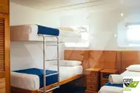 Ọkọ̀ ojú omi ìrìn-àjò fún tà