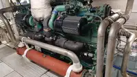 Ọkọ̀ ọpọlọpọ̀ ènìyàn fún tà