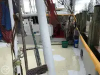 Ọkọ̀ tí ó mú ẹja fún tà