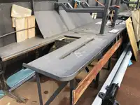 Ọkọ̀ ojú omi tí ó mú ìdọ̀tí fún tà