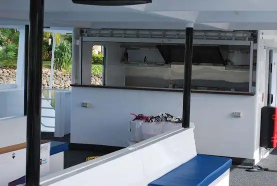 Catamaran fún tà