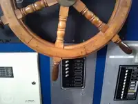 Ọkọ̀ ojú omi kékeré fún tà