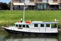 Ọkọ̀ ojú omi ìrìn-àjò fún tà