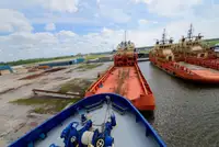 Ọkọ omi ti o fa fún tà