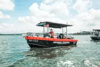 Ọkọ̀ ọpọlọpọ̀ ènìyàn fún tà