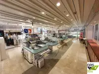 Ọkọ̀ ojú omi ìrìn-àjò fún tà