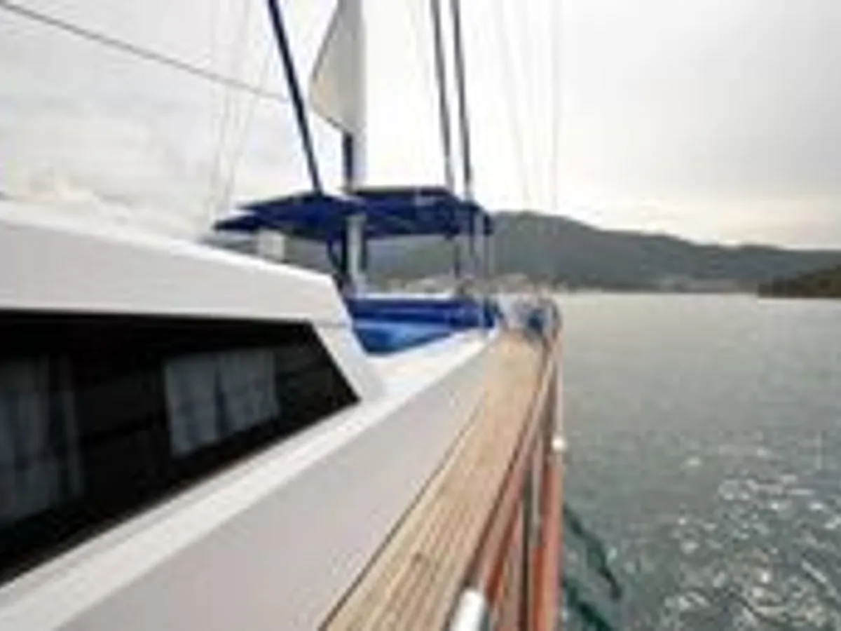 Yacht fún tà