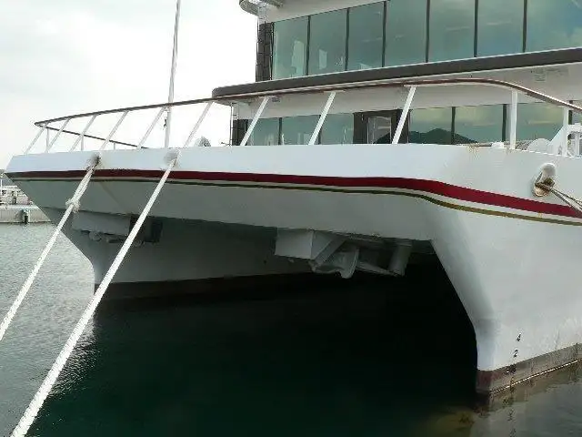 Catamaran fún tà