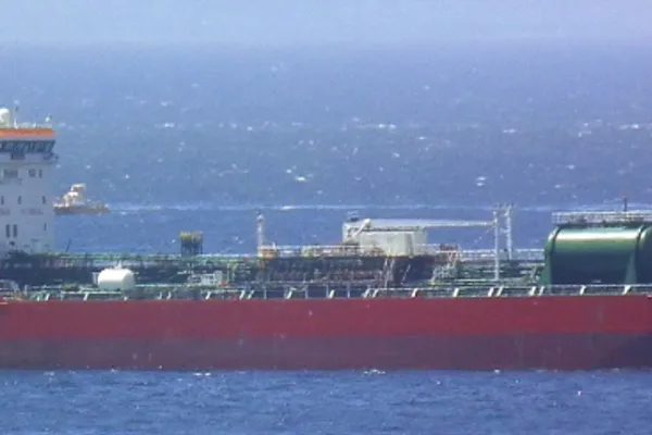 Oil/Chemical tanker for sale