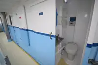 Ọkọ̀ ojú omi kékeré fún tà
