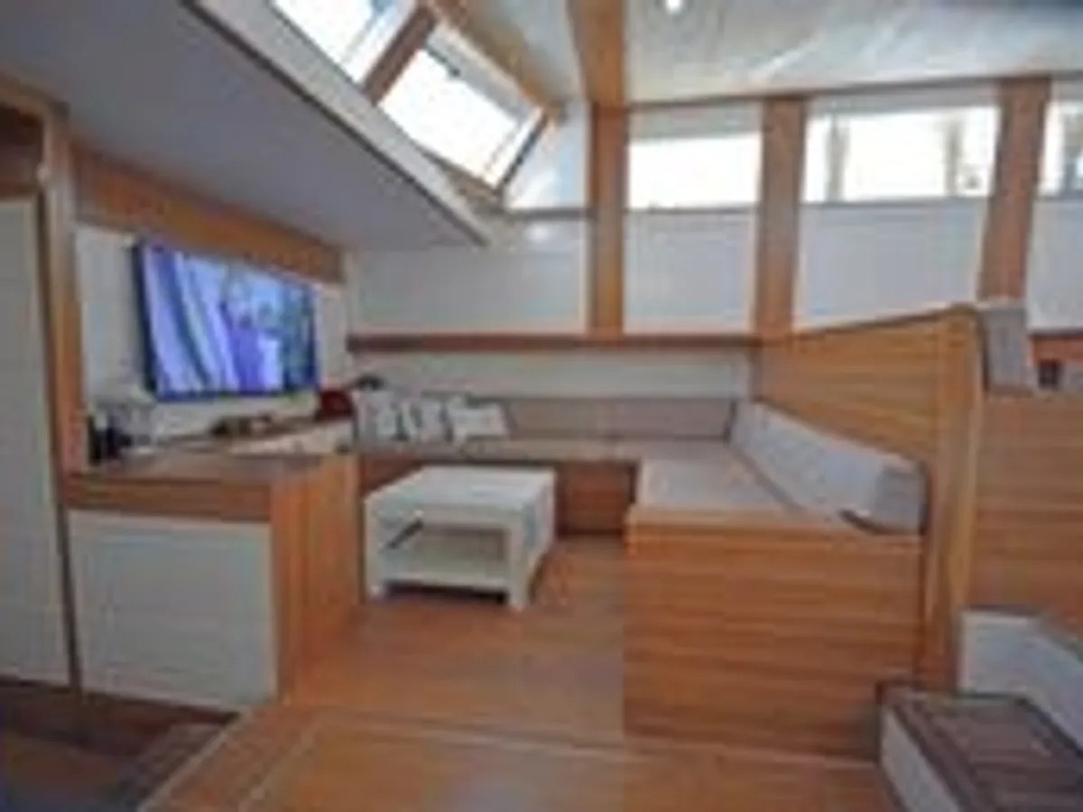 Yacht fún tà