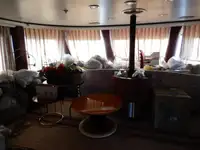 Ọkọ̀ ojú omi ìrìn-àjò fún tà