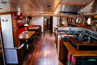 Yacht fún tà