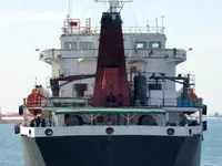 Ọkọ̀ tí ó mú epo / kemikali fún tà