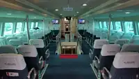 Ọkọ̀ ojú omi ìrìn-àjò fún tà