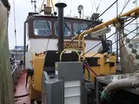 Ọkọ̀ tí ó mú ẹja fún tà