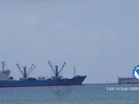 Ọkọ̀ tí wọn fi maa ń gbé ohun èlò tí ó ní ìdáná fún tà