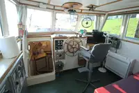 Ọkọ̀ ojú omi ìrìn-àjò fún tà